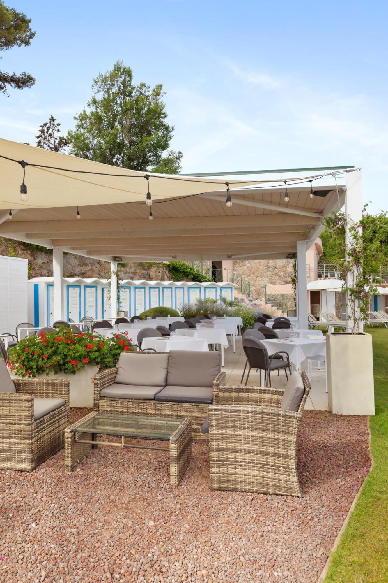 Hotel Villa Domizia Порто Санто Стефано Екстериор снимка