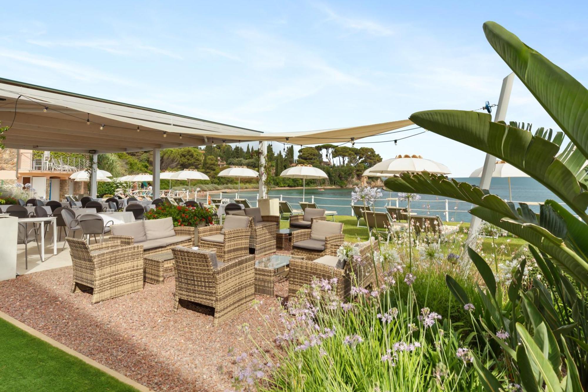 Hotel Villa Domizia Порто Санто Стефано Екстериор снимка